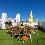 #121 T1 Aconchegante Em By Holidays