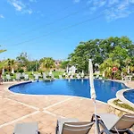 #121 T1 Aconchegante Em By Holidays Albufeira