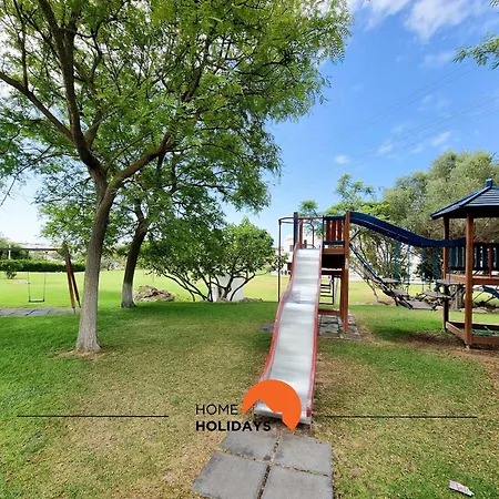 #121 T1 Aconchegante Em By Holidays * アルブフェイラ